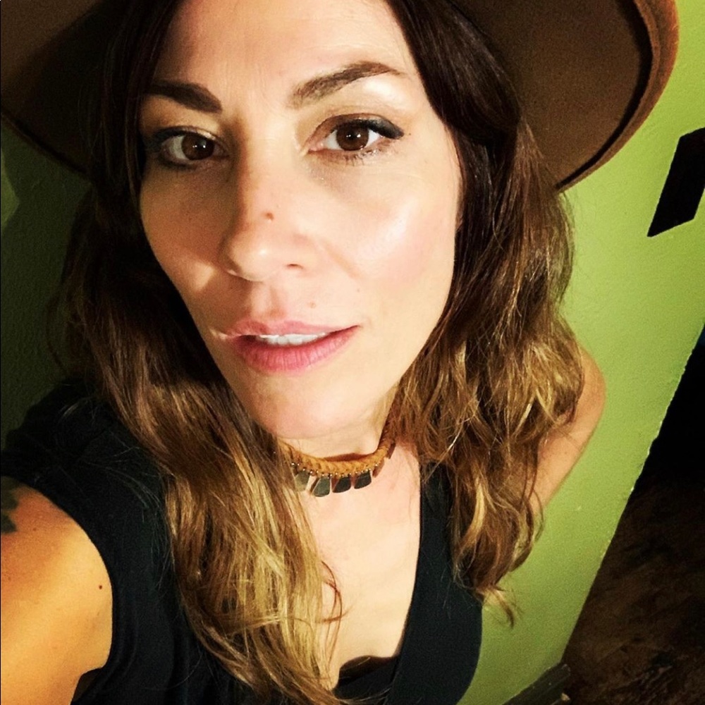 Meet your Posher, Jessica